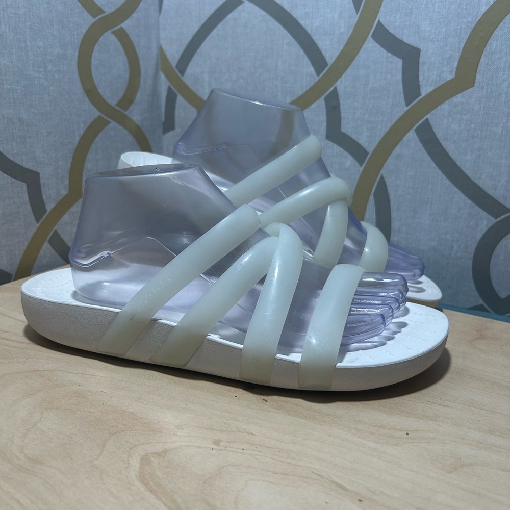 Crocs Women's Bayaband Flip Sandals, Size 10, White